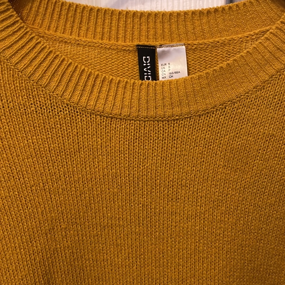 Yellow Sweater - Picture 2 of 5